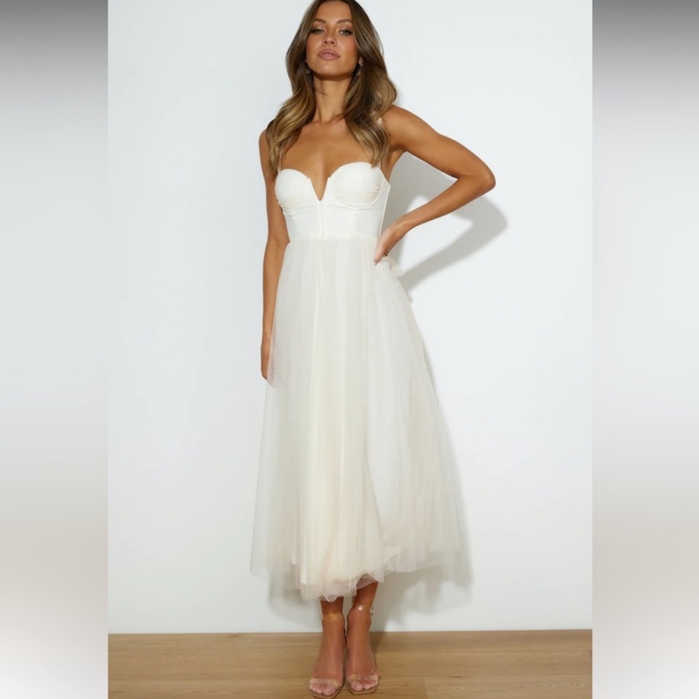 Hello Molly Fairytale World Midi Dress Cream Size L or 8